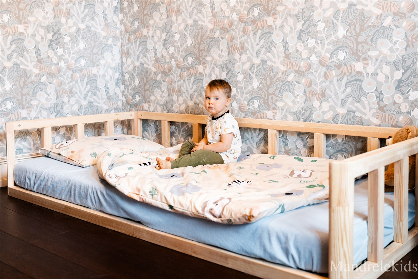 Toddler Floor Bed (with Rare Rails)