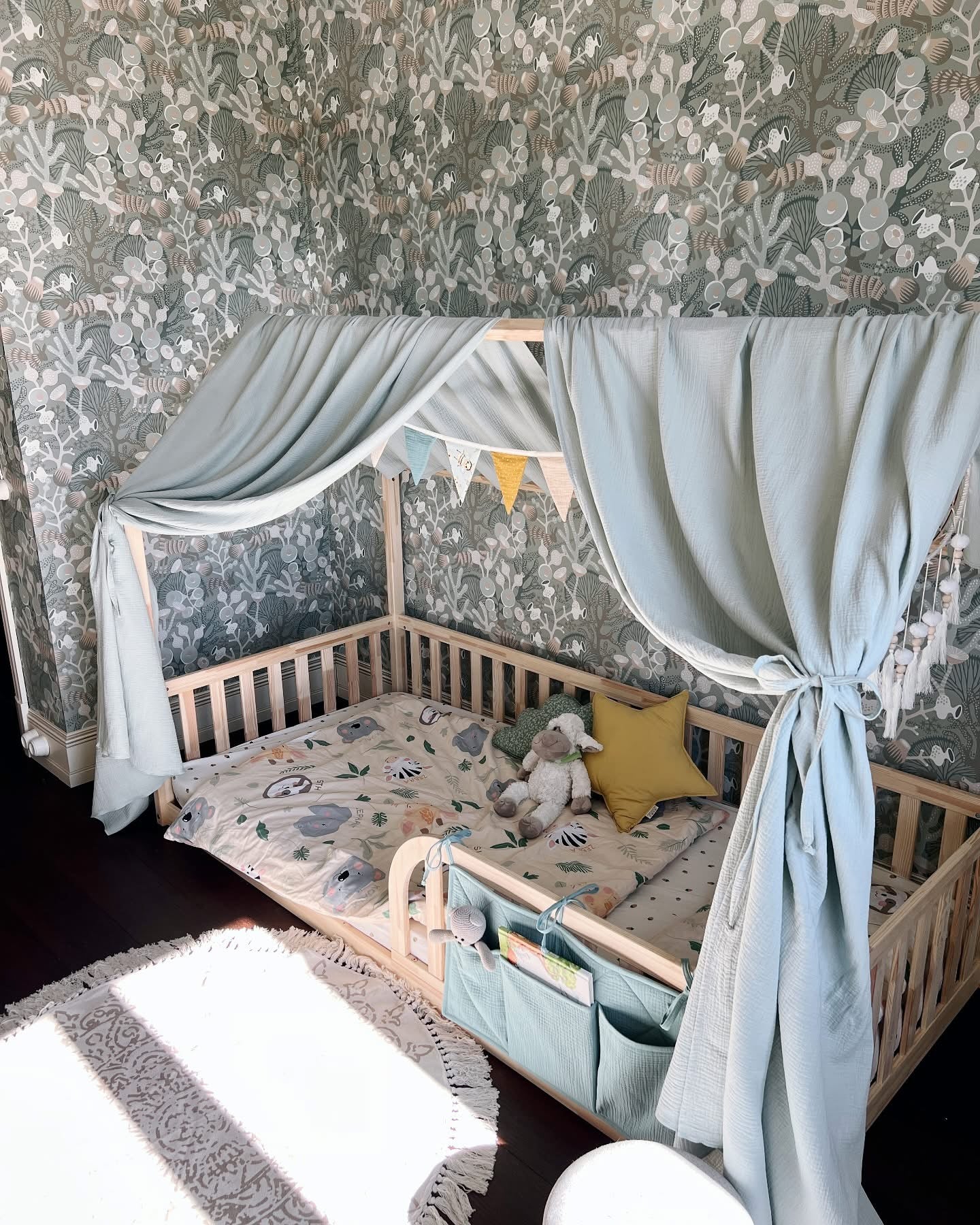 Rideaux de lit maison