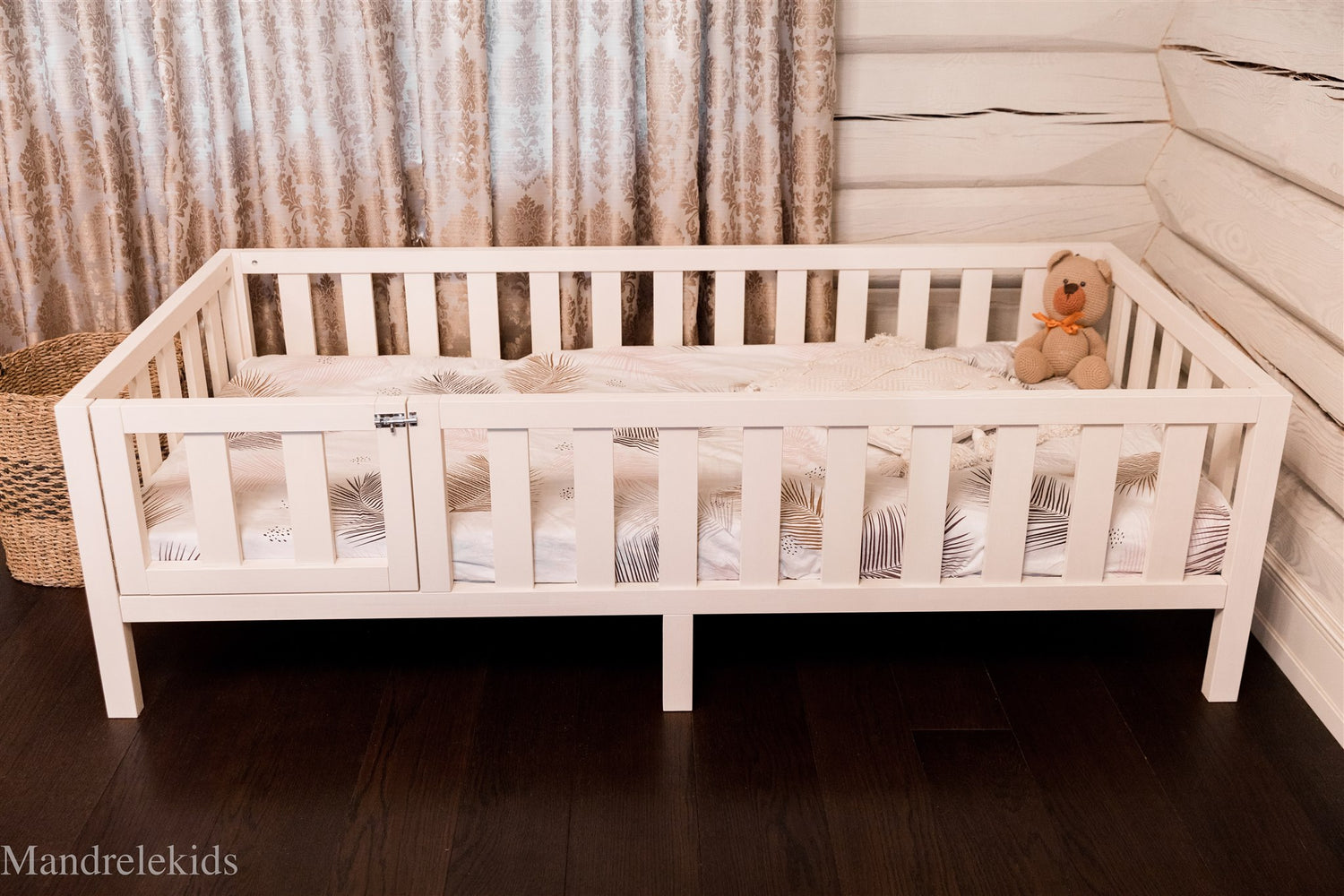 Toddler Beds on Legs