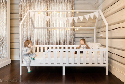 (G) Toddler House Bed on Legs