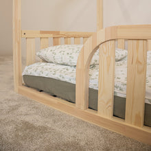 (A) Lit cabane Montessori au sol pour enfant